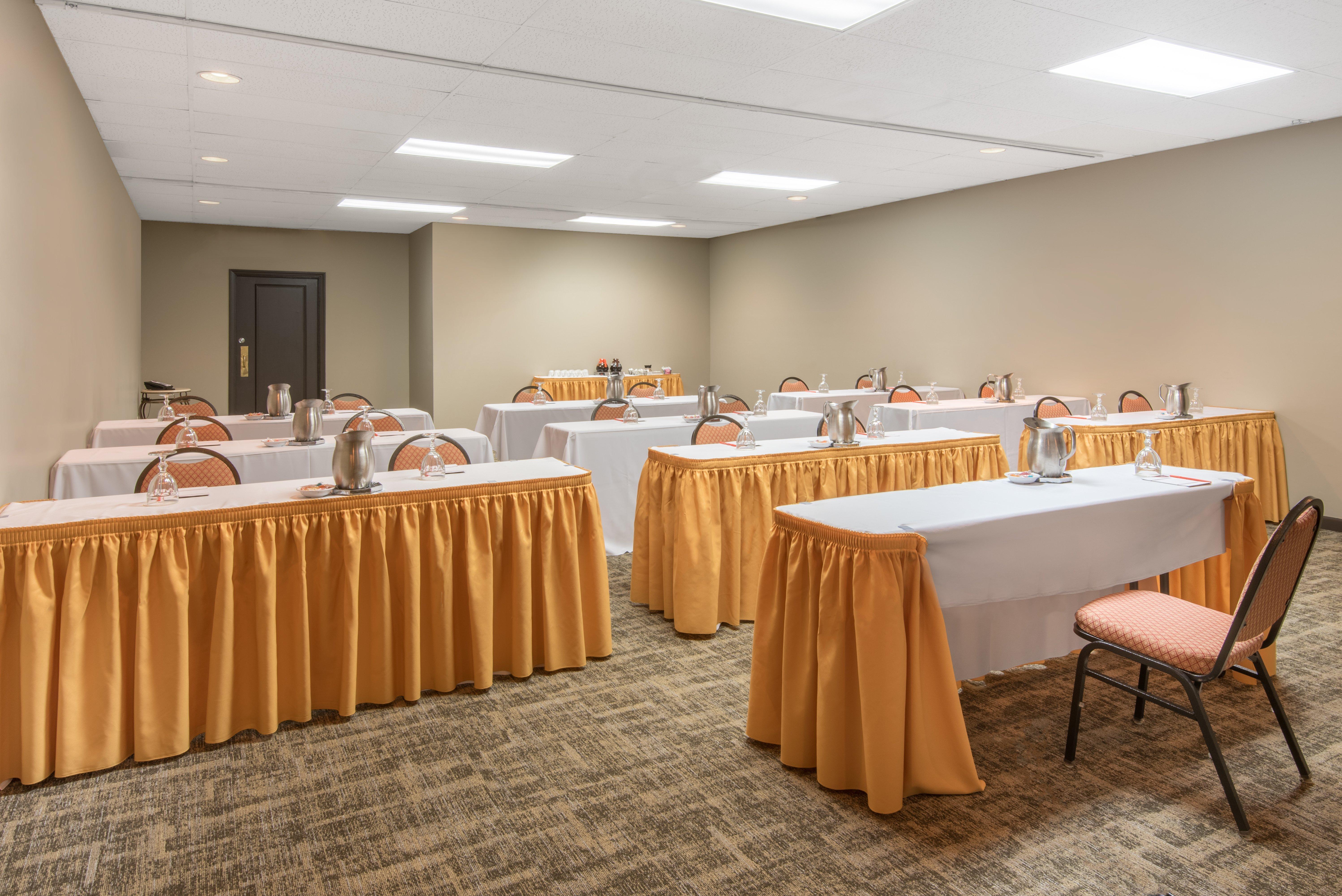 Crowne Plaza Hotel Hickory By Ihg Экстерьер фото