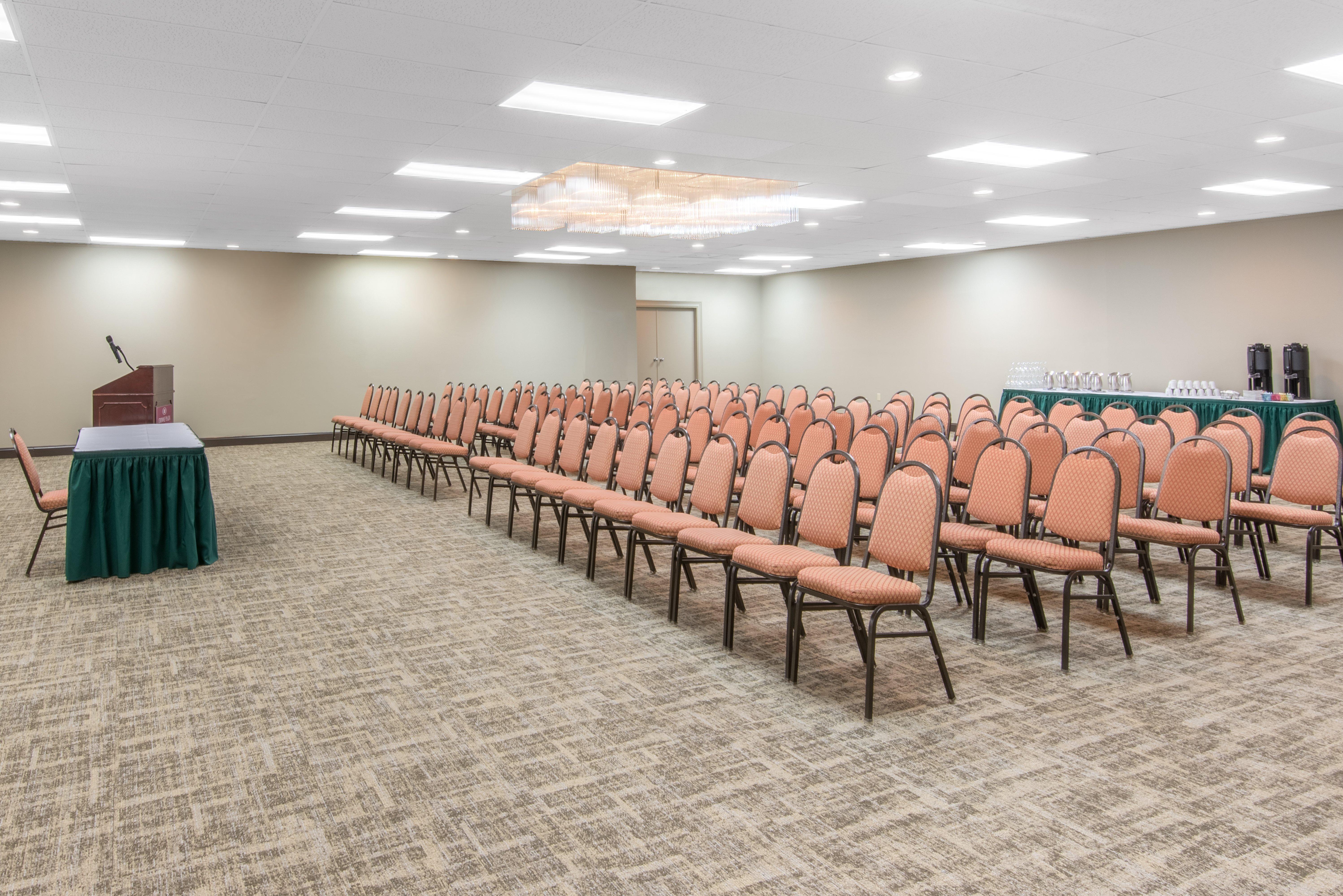 Crowne Plaza Hotel Hickory By Ihg Экстерьер фото