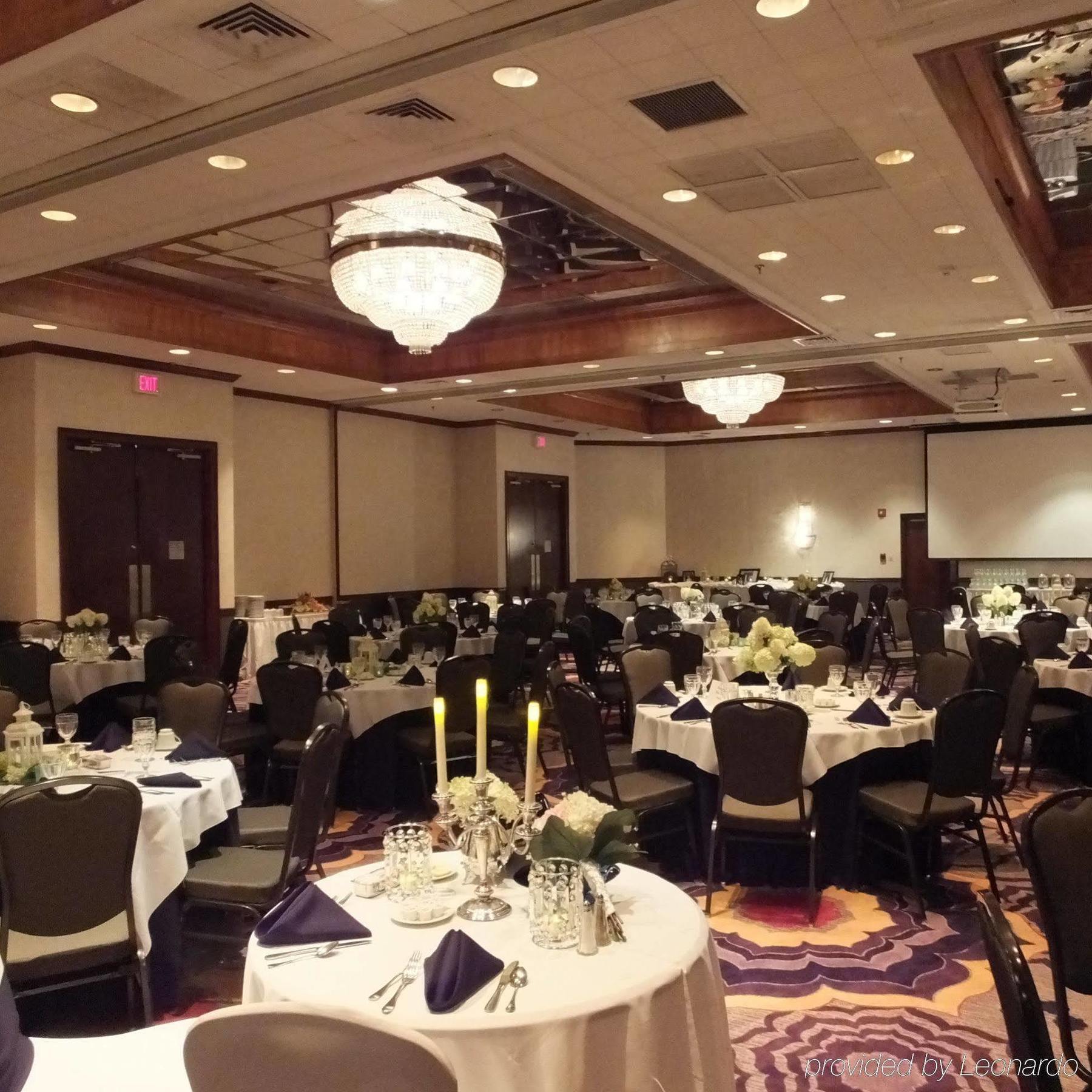 Crowne Plaza Hotel Hickory By Ihg Экстерьер фото