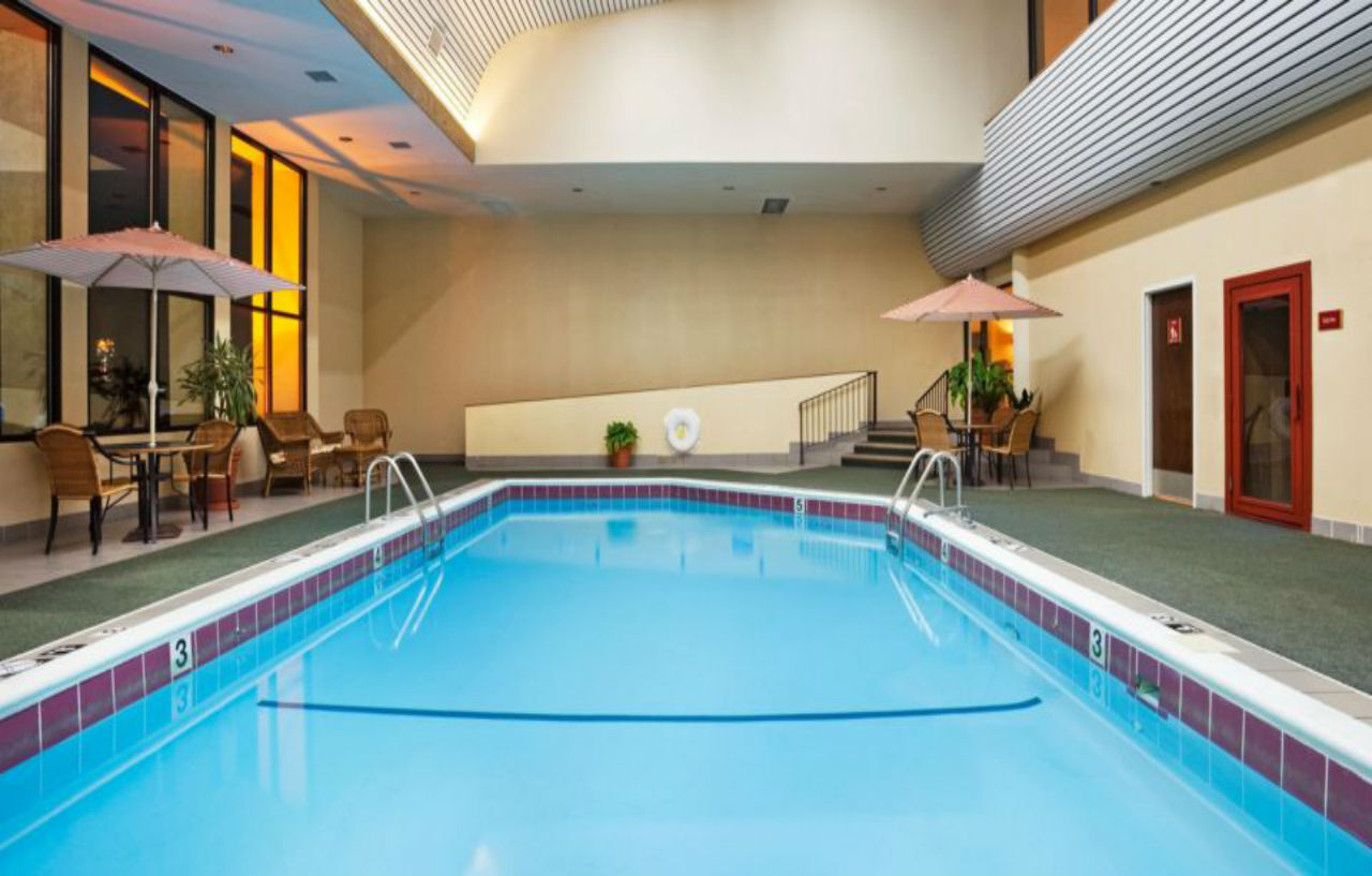 Crowne Plaza Hotel Hickory By Ihg Экстерьер фото